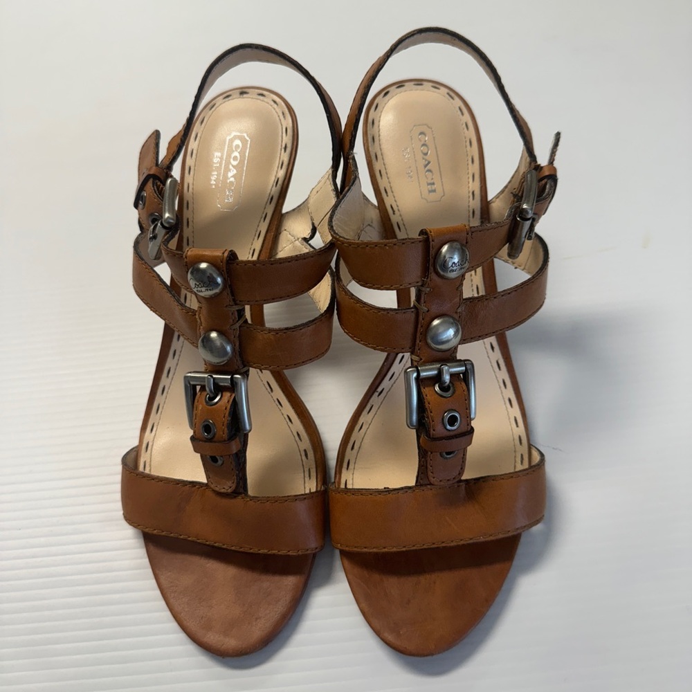Coach Leather Sandals Color Whiskey Size 9.5B